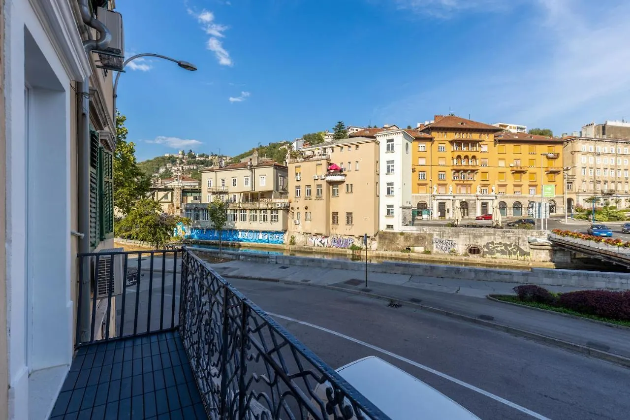 Bella Vita Apartments Fiume Croazia